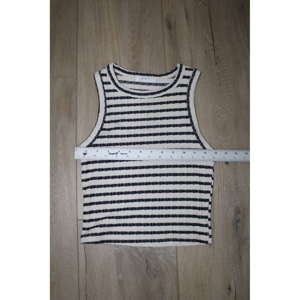 Gaze Women Cream Navy Blue Striped Textured Sleeveless Crew Neck Tank Top - Picture 3 of 5